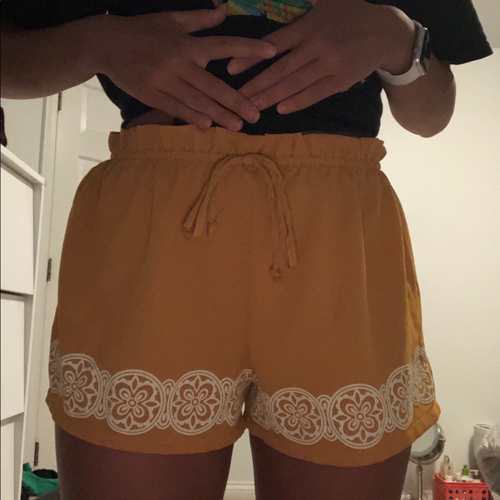 Flowy yellow shorts